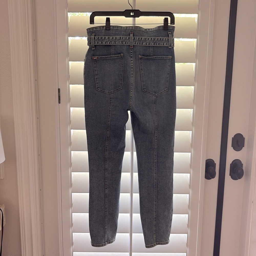 Alice + Olivia Light Blue Ankle Jeans - Picture 11 of 11